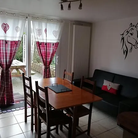 La Cremaillotte A L'oree De La Foret